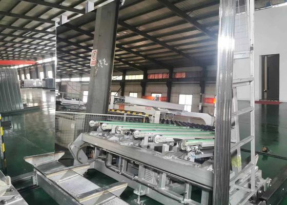 Long Lasting Colored Mirror Glass Sheets With Red Back Paint Alumnium